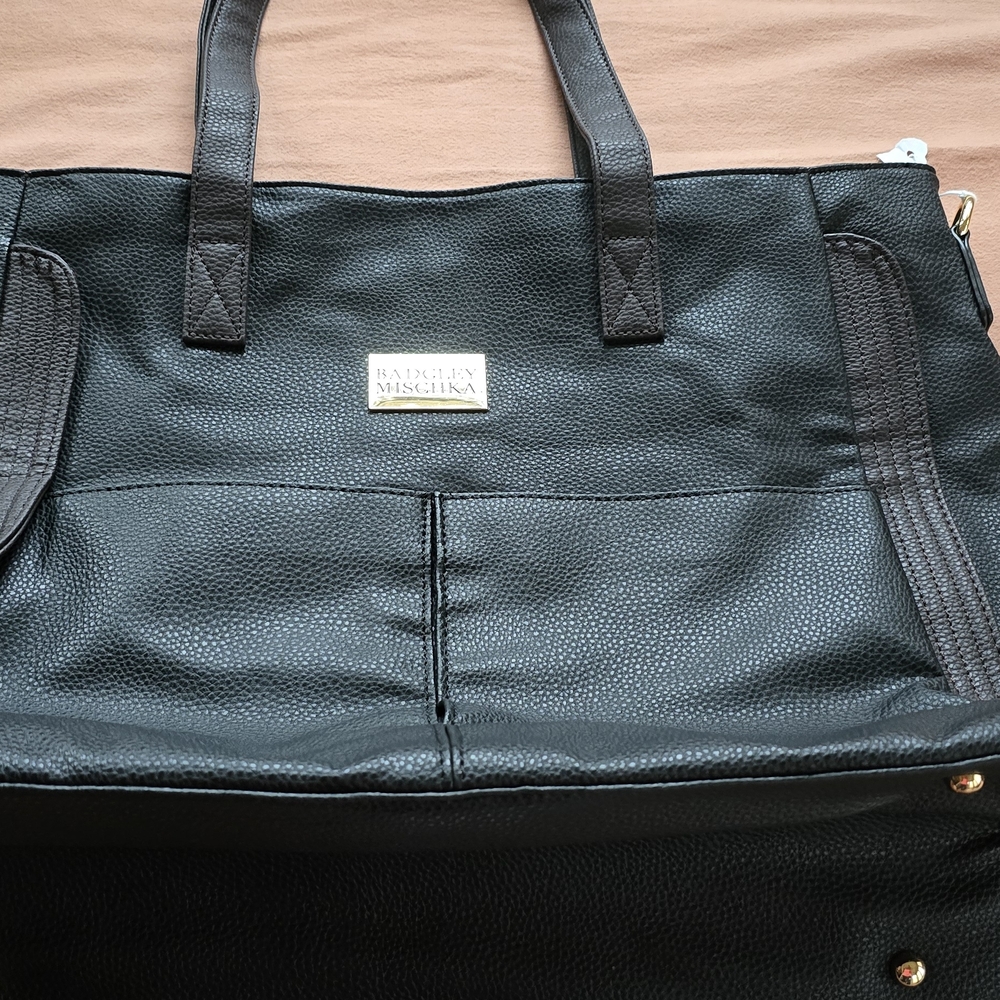 Badgley Mischka Large Hand Bag Weekend  Bag